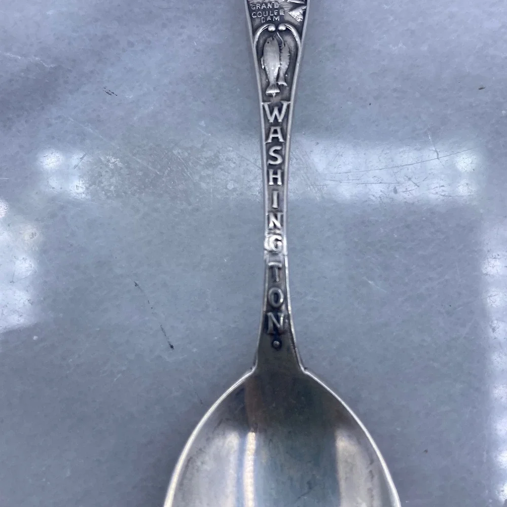 Mayer Bros Sterling Silver Washington State Souvenir Spoon Mount Rainier 4 Inch